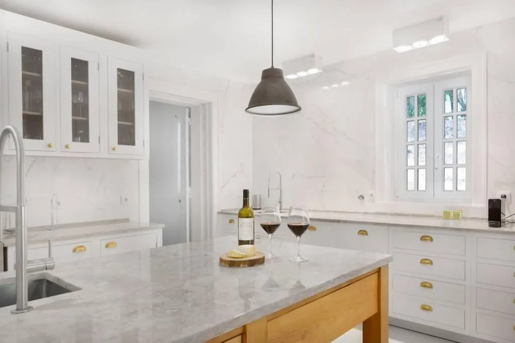 Amazing 4 Bedroom Villa With Pool, View & Garden Lisboa