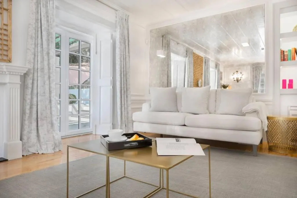 Lisboa Amazing 4 Bedroom Villa With Pool, View & Garden