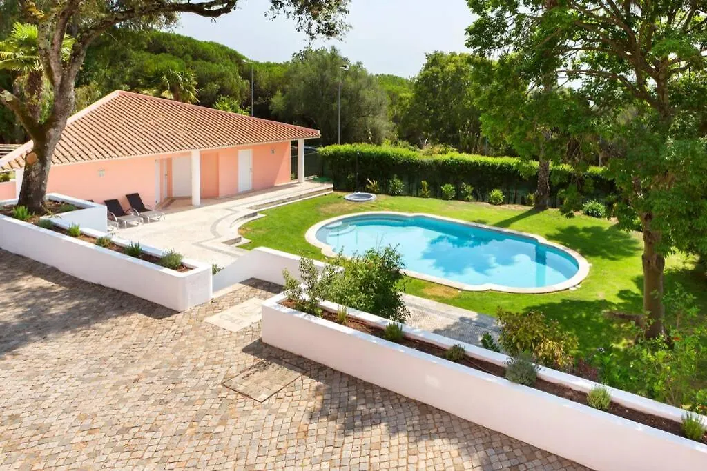 Lisboa Amazing 4 Bedroom Villa With Pool, View & Garden